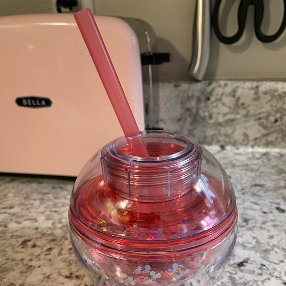 Round glitter drink cup 🍹 - Picture 3 of 3